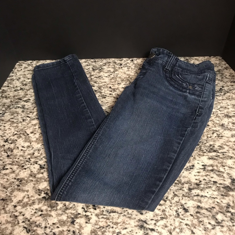 Jolt Jeans Mid Rise Jeans